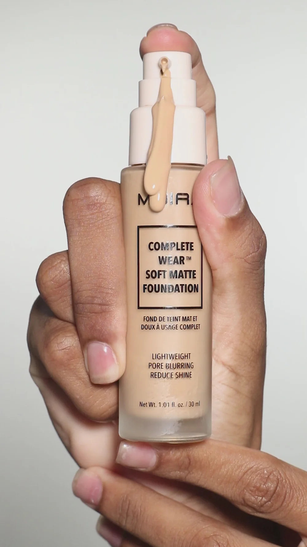COMPLETE WEAR SOFT MATTE FOUNDATION (375W) Moira