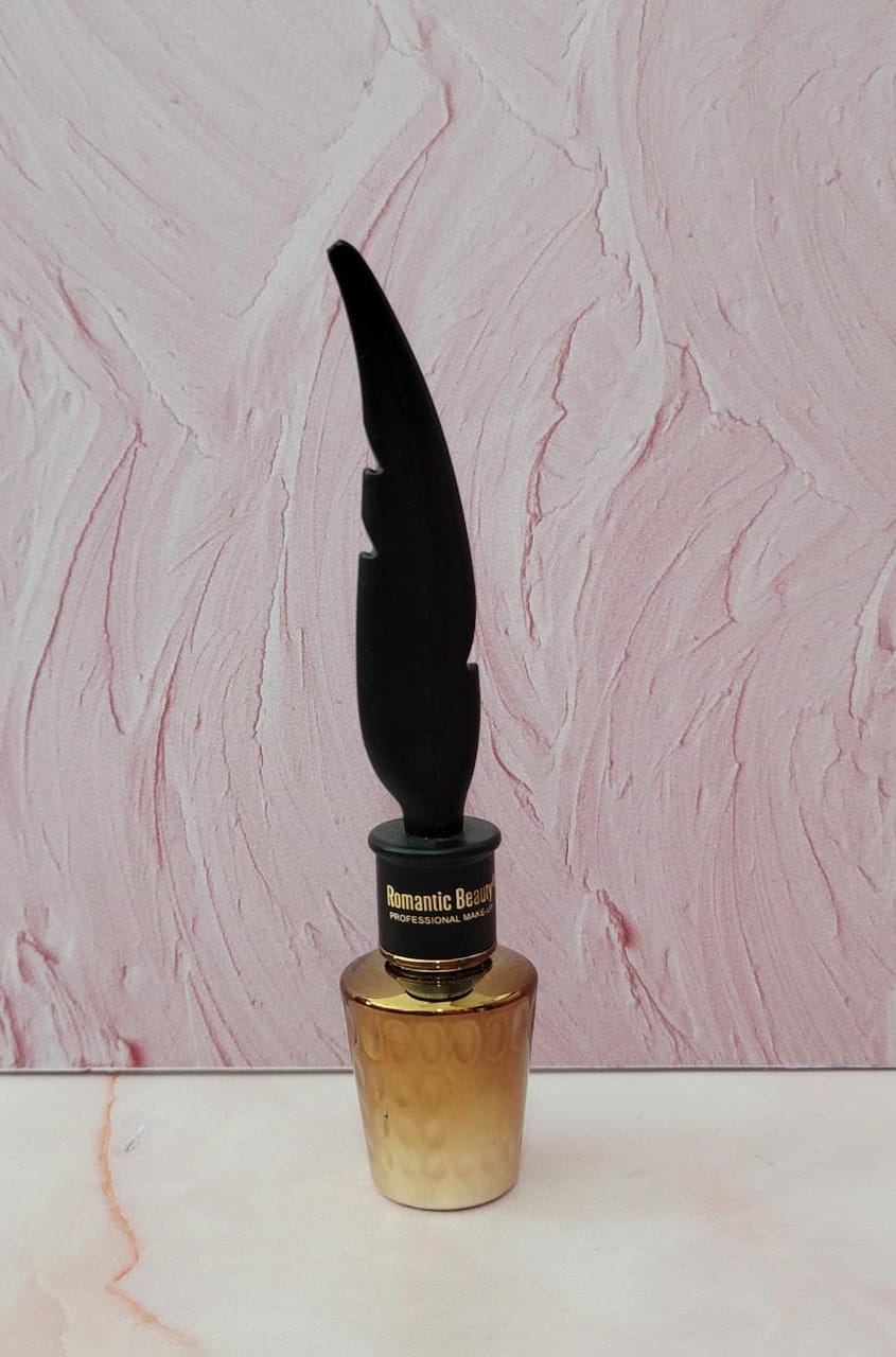 Delineador Romantic Beauty