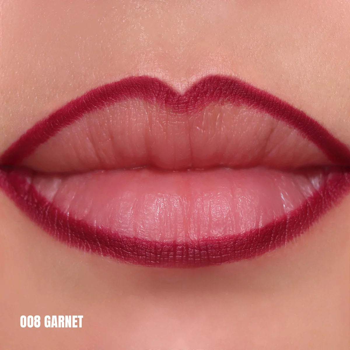 MOIRA FLIRTY LIP PENCIL (008, GARNET)