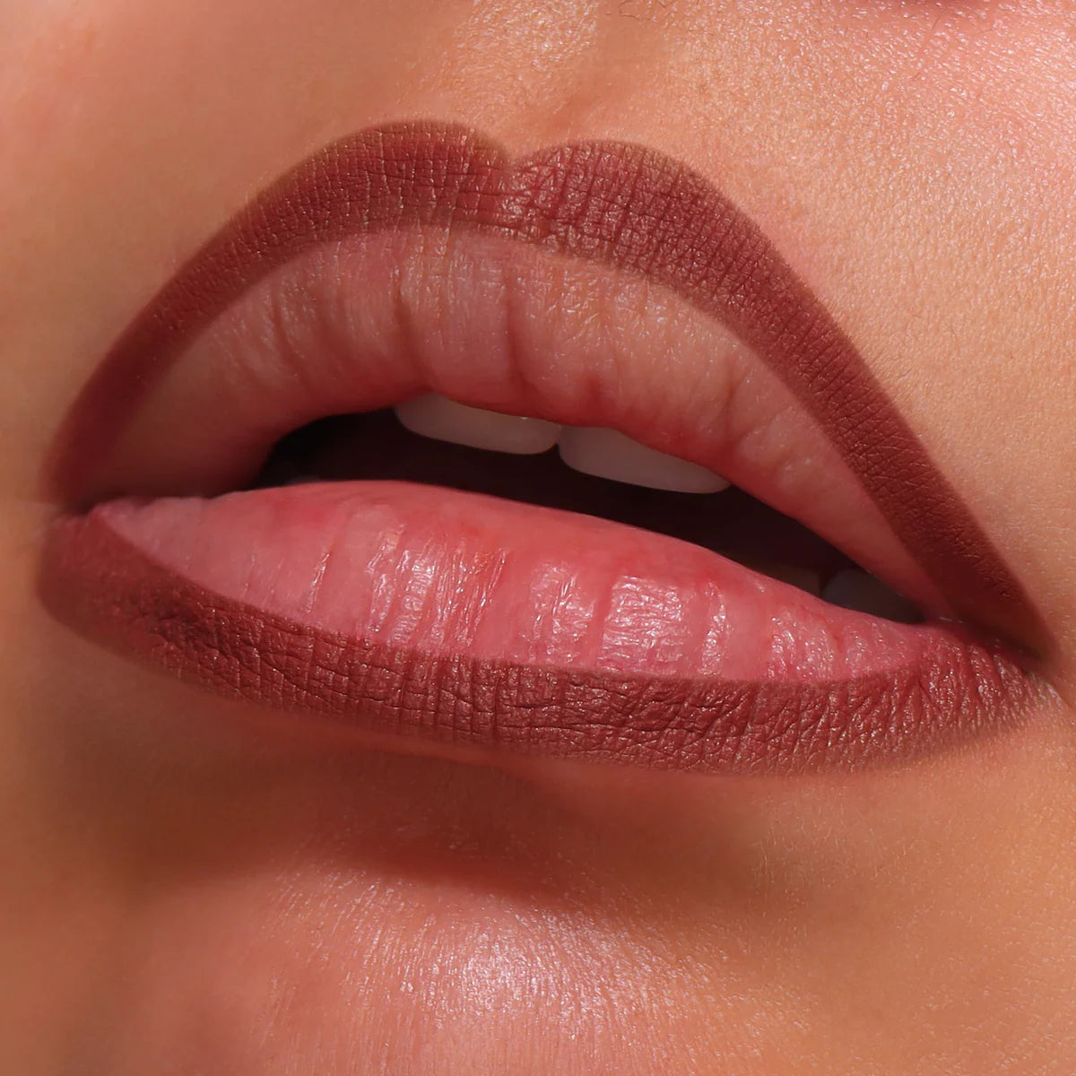 MOIRA SIGNATURE LIP PENCIL (007, APRICOT BROWN)