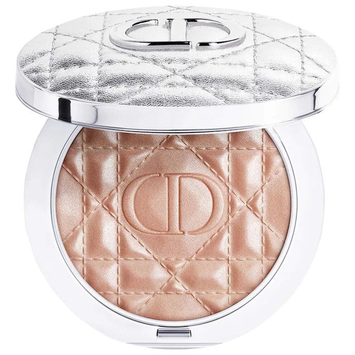 DIOR 
Forever Glow Luminizer Highlighter - 02 Gold Halo