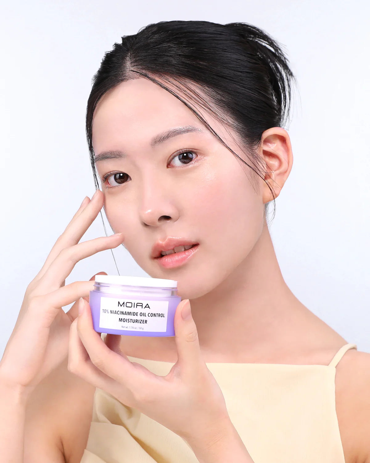 10% NIACINAMIDE OIL CONTROL MOISTURIZER MOIRA