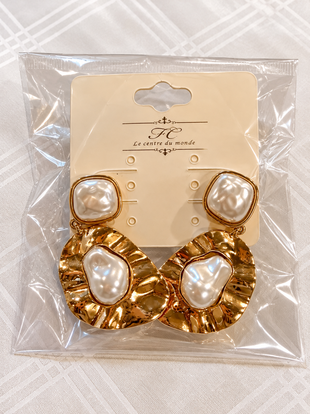 Arete Golden Baroque Pearl