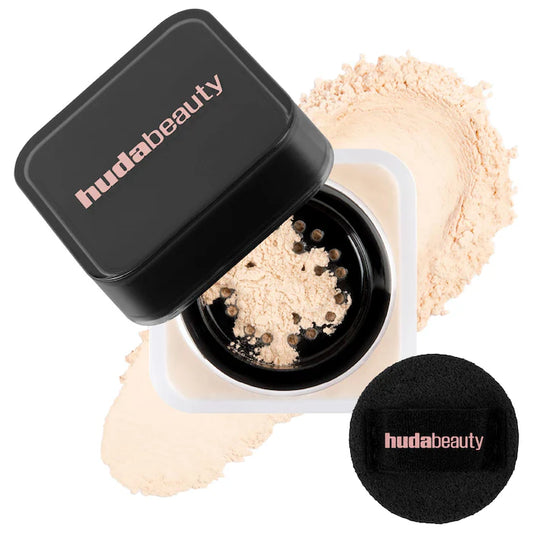 HUDA BEAUTY 
Mini Easy Bake Loose Baking & Setting Powder - Poundcake